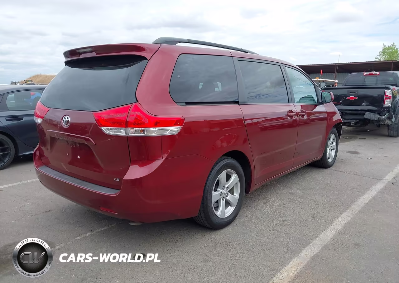 2011 Toyota Sienna Le V6 VIN:5TDKK3DC0BS092543 - 4