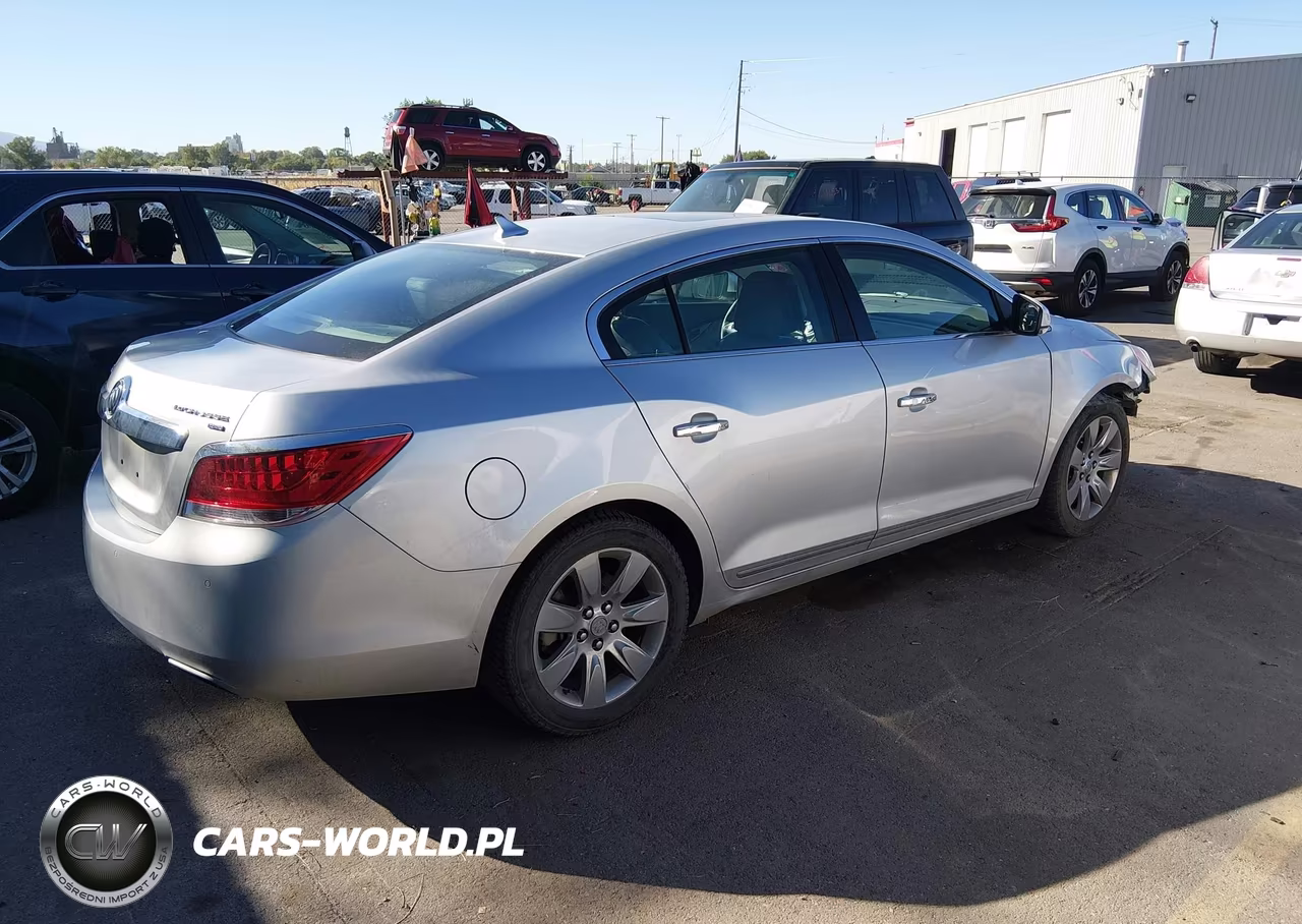 2010 Buick Lacrosse Cxs VIN:1G4GE5EVXAF228938 - 4