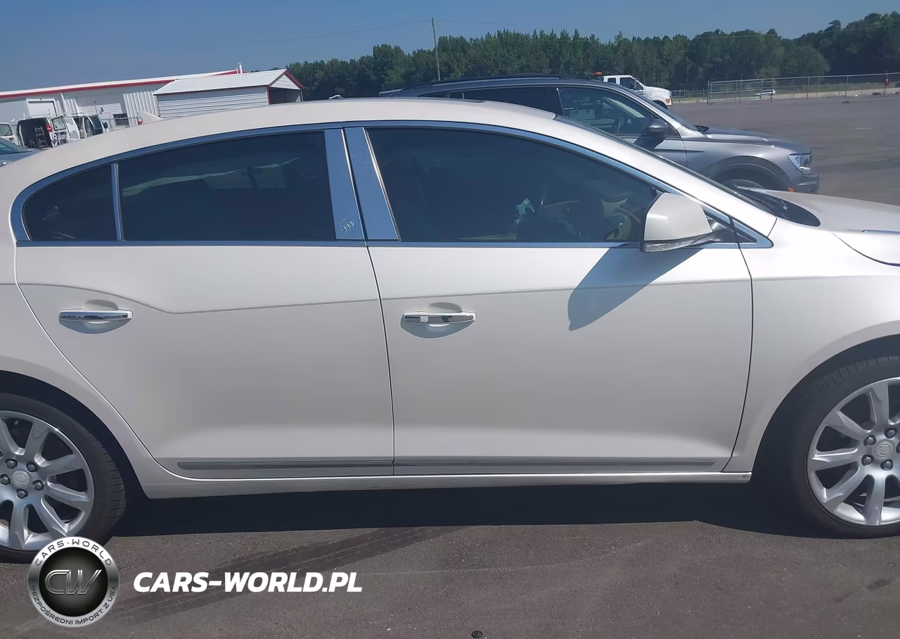2011 Buick Lacrosse Cxs VIN:1G4GE5GDXBF268118 - 13