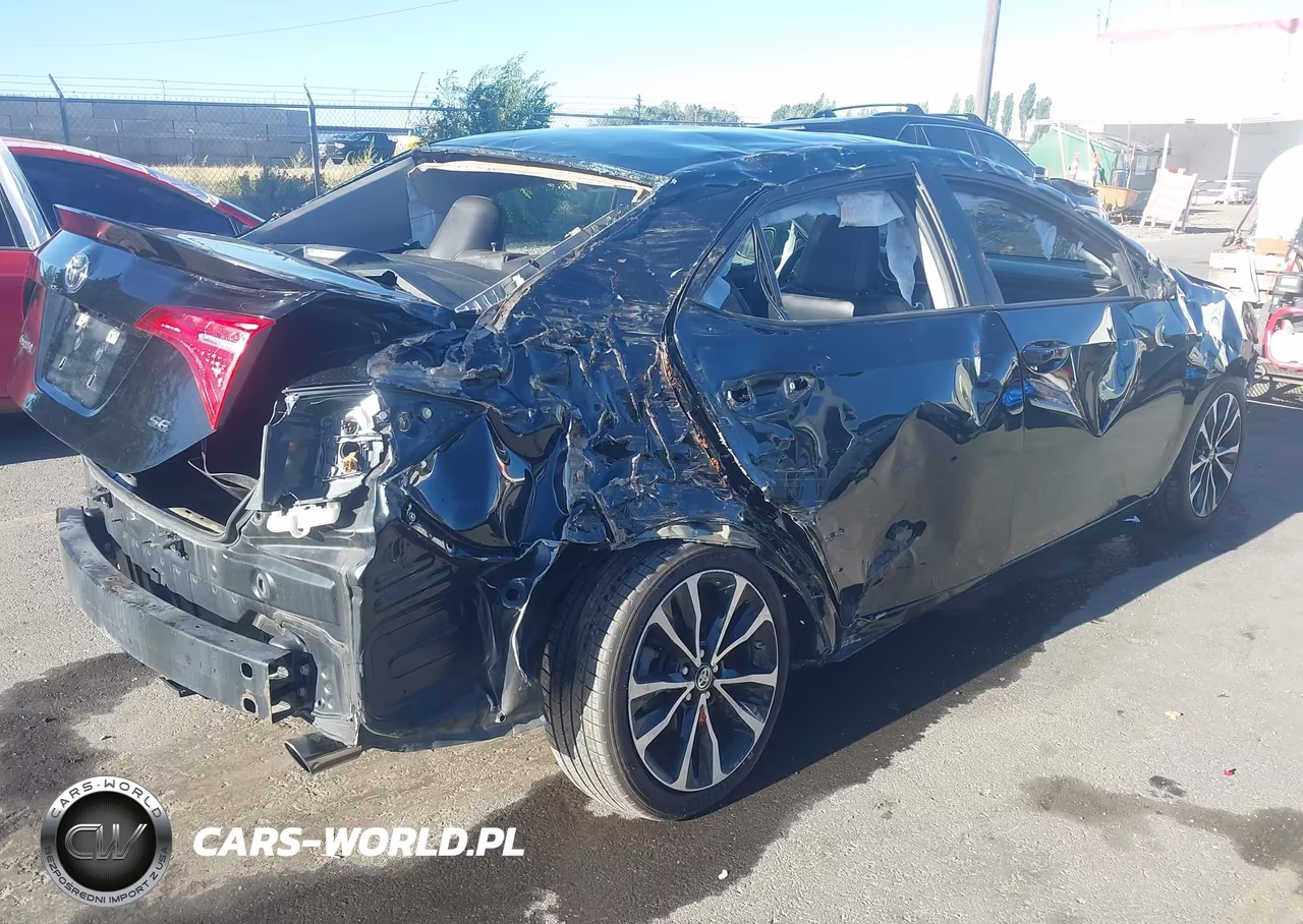 2019 Toyota Corolla Se VIN:5YFBURHE5KP863340 - 4