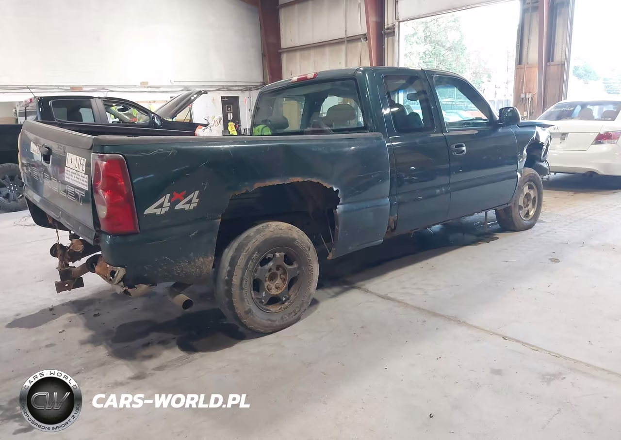 2003 Chevrolet Silverado 1500 VIN:2GCEK19T031371378 - 4