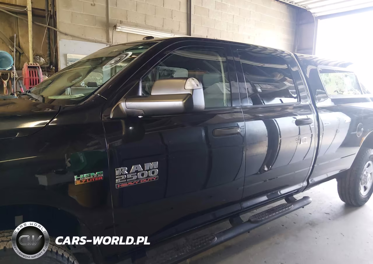 2017 Ram 2500 Tradesman 4X4 8' Box VIN:3C6TR5HT5HG730385 - 14