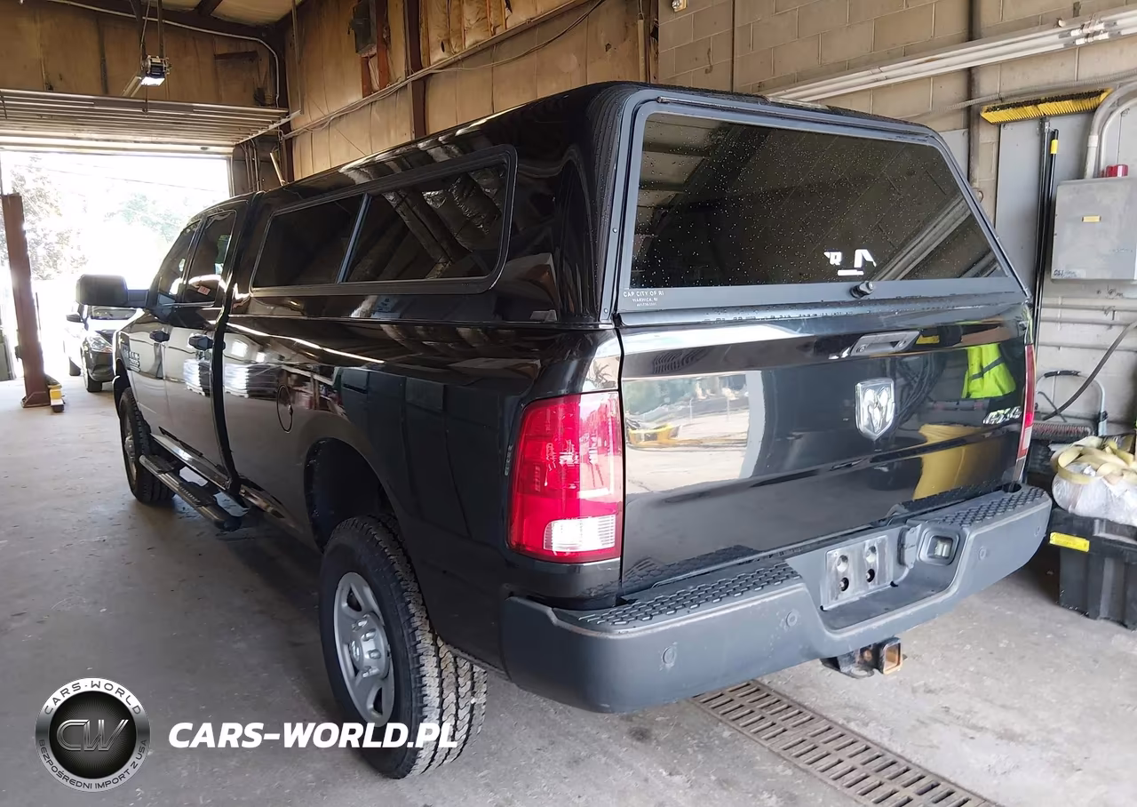 2017 Ram 2500 Tradesman 4X4 8' Box VIN:3C6TR5HT5HG730385 - 3