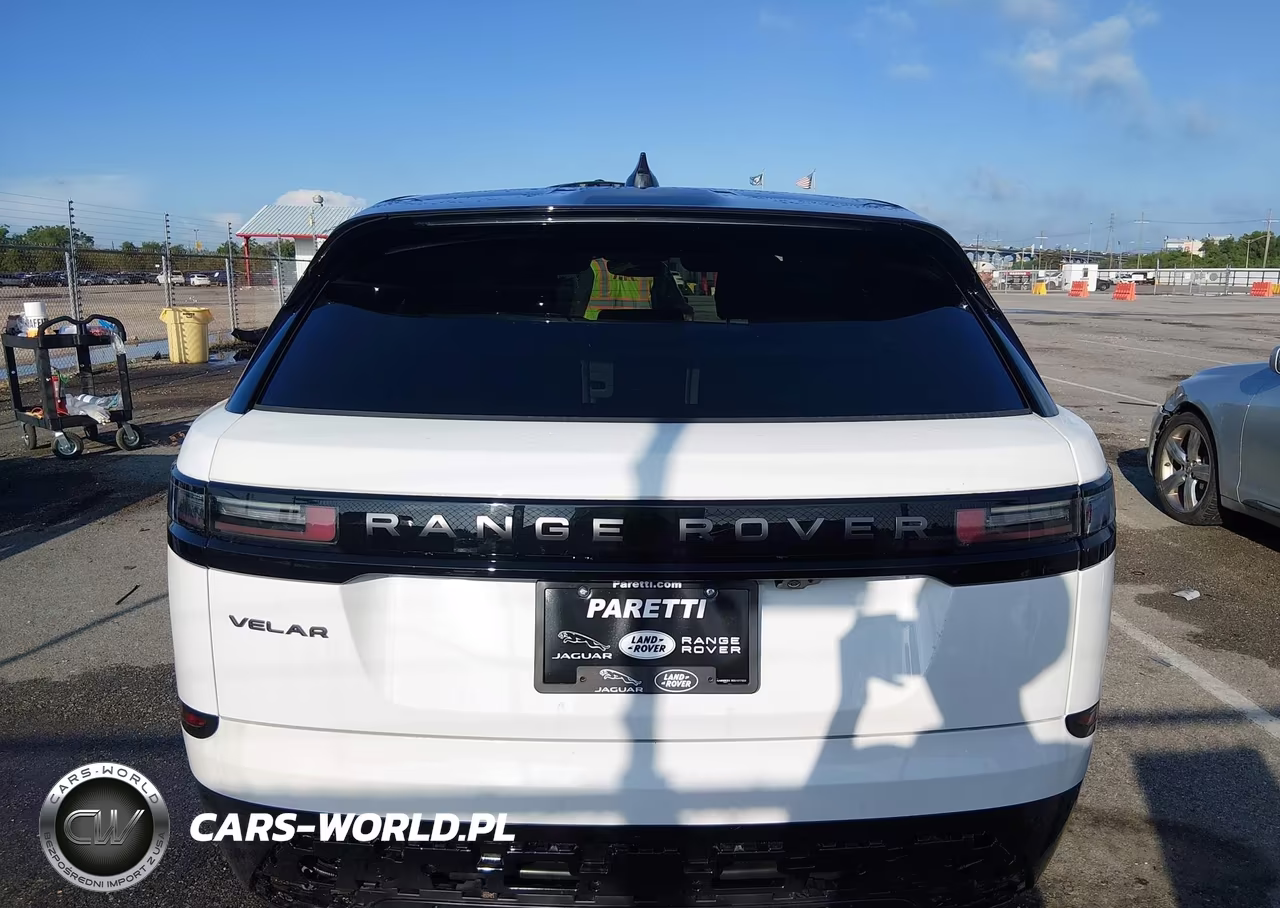 2026 Land Rover Range Rover Velar P250 Dynamic Se VIN:SALYL2EX8TA832561 - 17