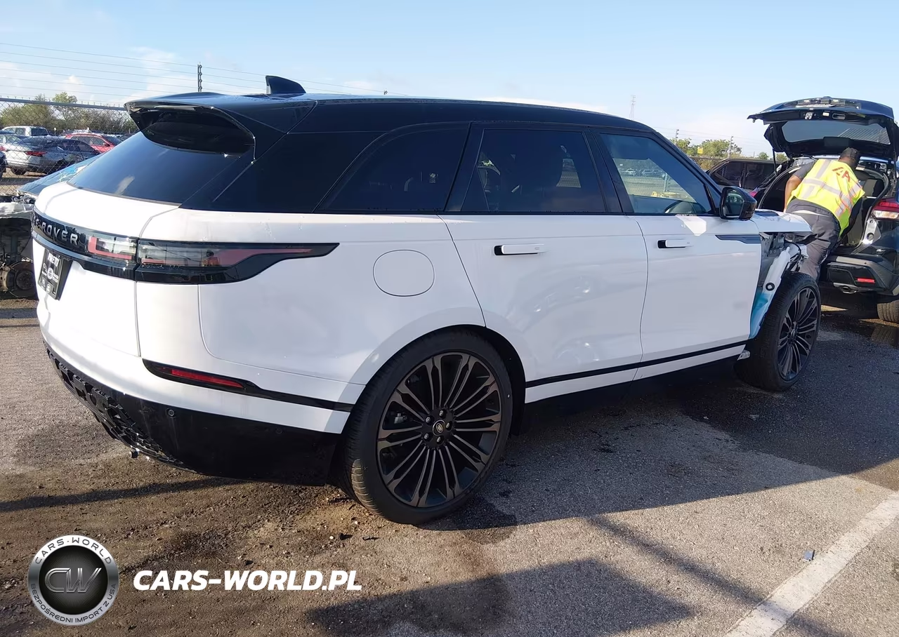 2026 Land Rover Range Rover Velar P250 Dynamic Se VIN:SALYL2EX8TA832561 - 4