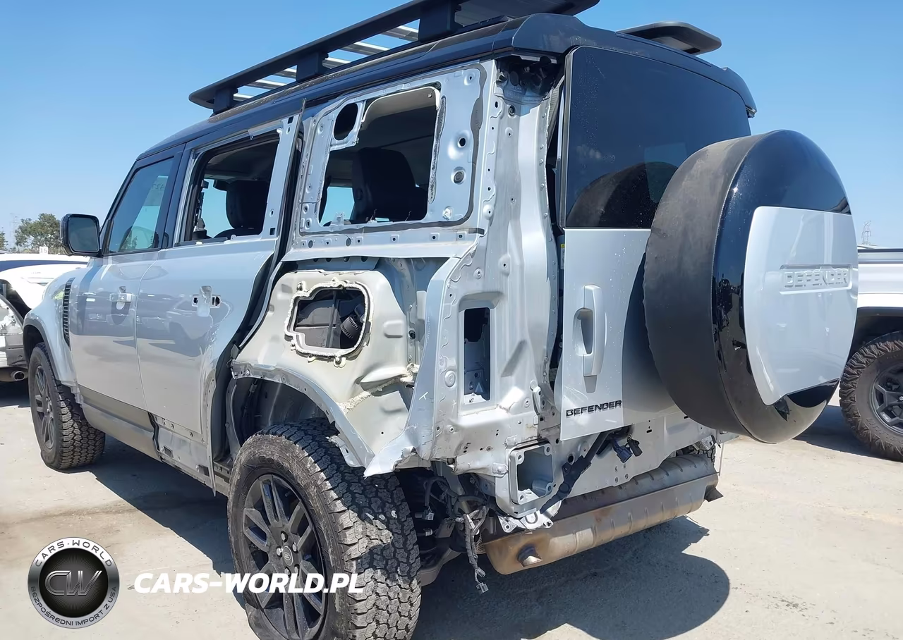 2023 Land Rover Defender 110 S VIN:SALEJ7EX4P2151657 - 6