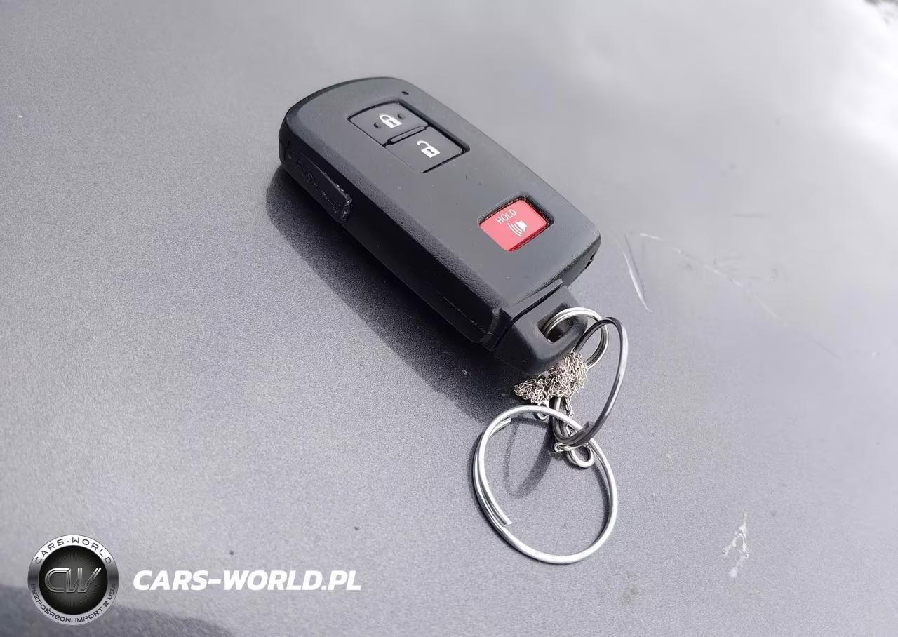 2017 Toyota Prius V Five VIN:JTDZN3EU6HJ055774 - 11