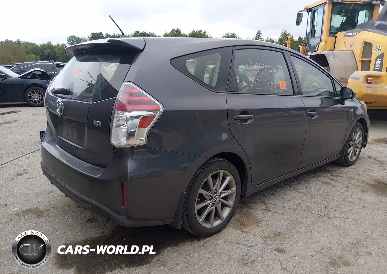 2017 Toyota Prius V Five VIN:JTDZN3EU6HJ055774 - 4