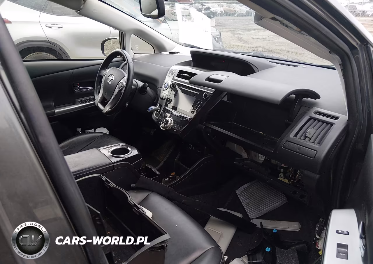 2017 Toyota Prius V Five VIN:JTDZN3EU6HJ055774 - 5