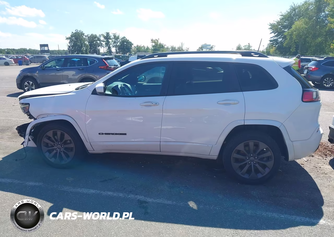 2020 Jeep Cherokee High Altitude 4X4 VIN:1C4PJMDX5LD594561 - 15
