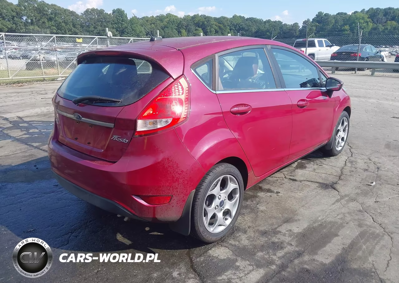 2011 Ford Fiesta Ses VIN:3FADP4FJ0BM102120 - 4
