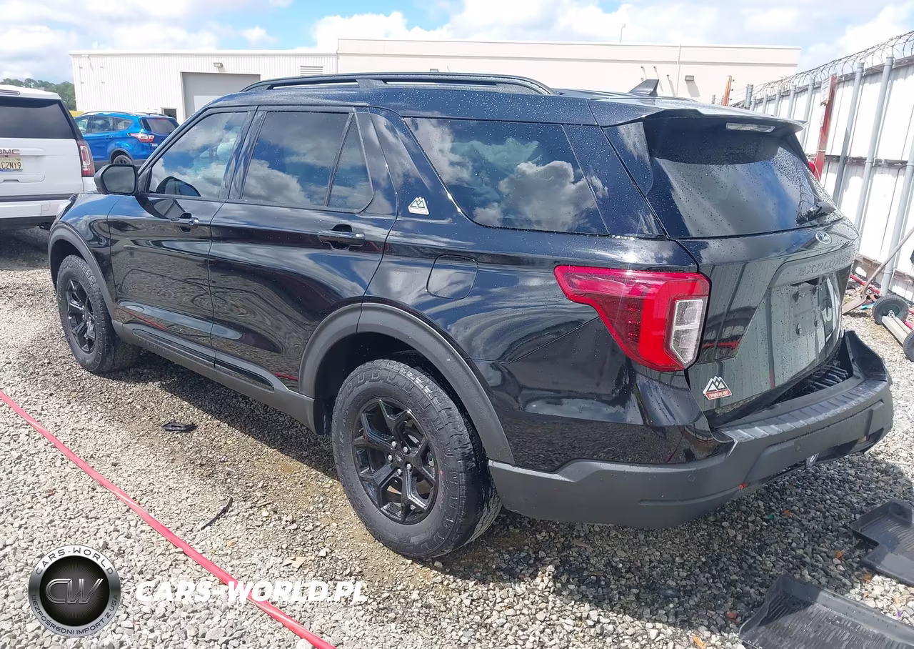 2022 Ford Explorer Timberline VIN:1FMSK8JH5NGA86745 - 3
