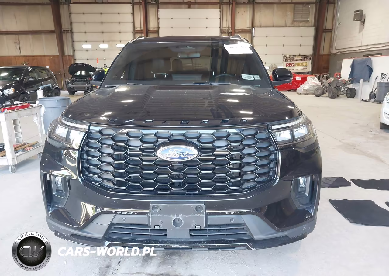2025 Ford Explorer St-Line VIN:1FMUK8KH4SGC57164 - 13