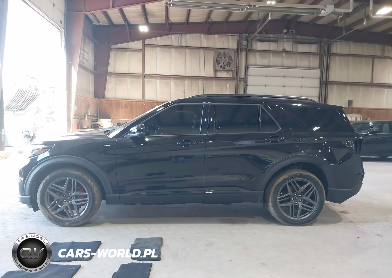 2025 Ford Explorer St-Line VIN:1FMUK8KH4SGC57164 - 15