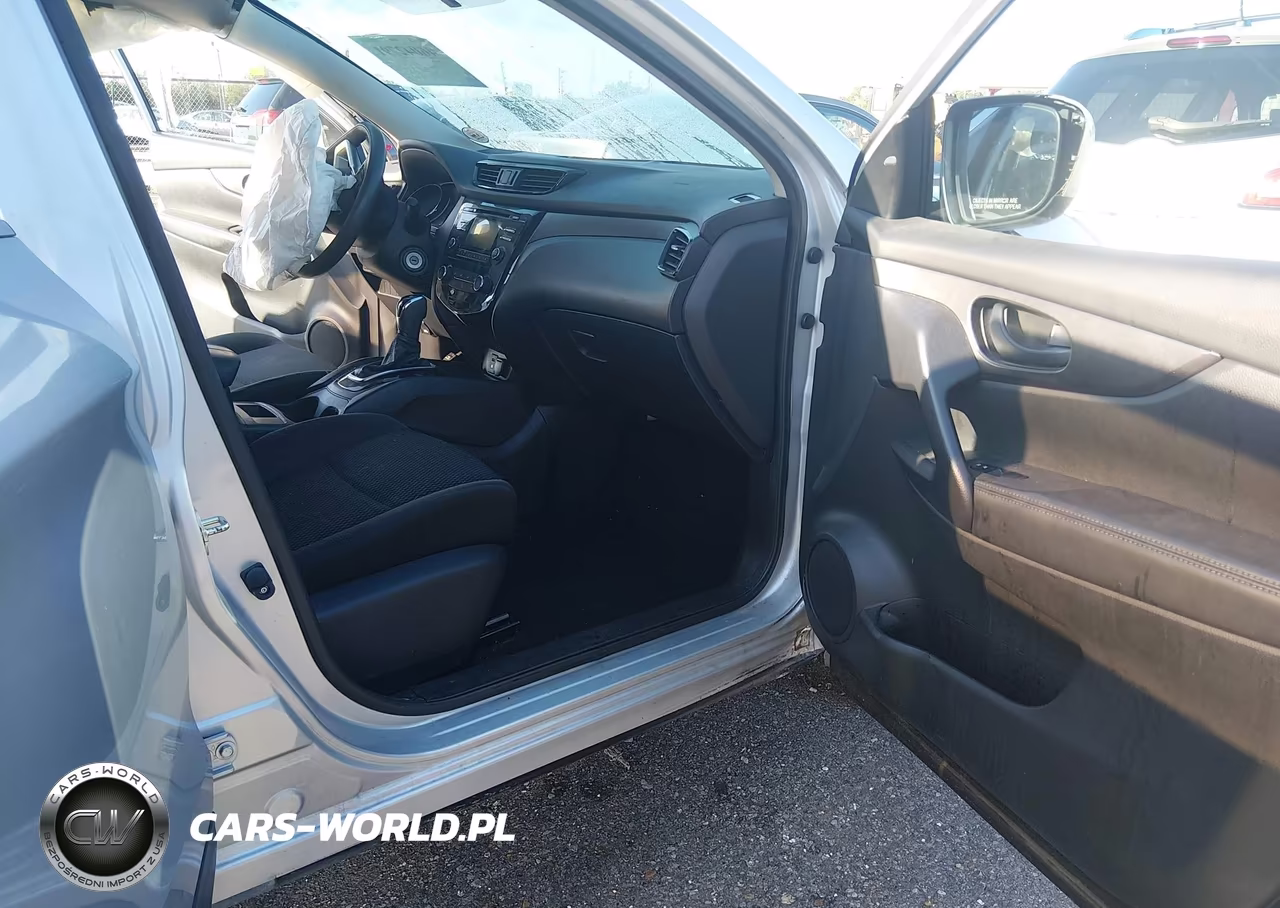 2018 Nissan Rogue Sport S VIN:JN1BJ1CP1JW150852 - 5