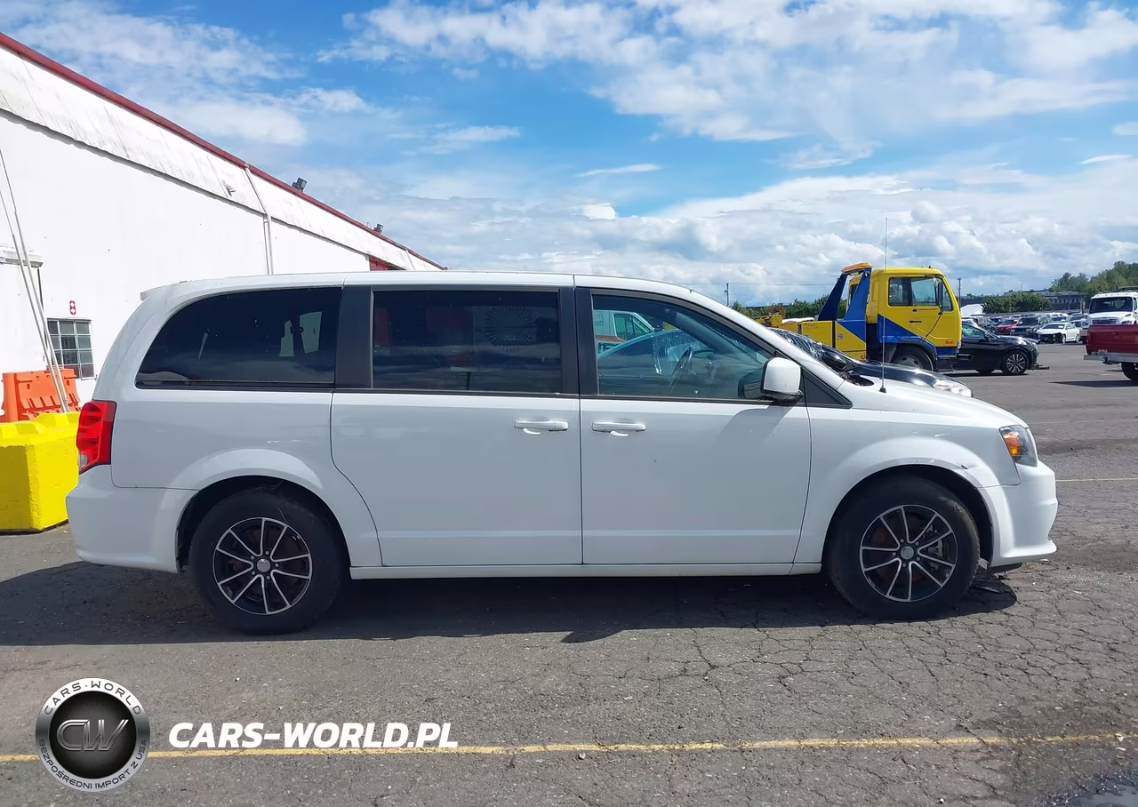 2018 Dodge Grand Caravan Se Plus VIN:2C4RDGBG5JR221602 - 13