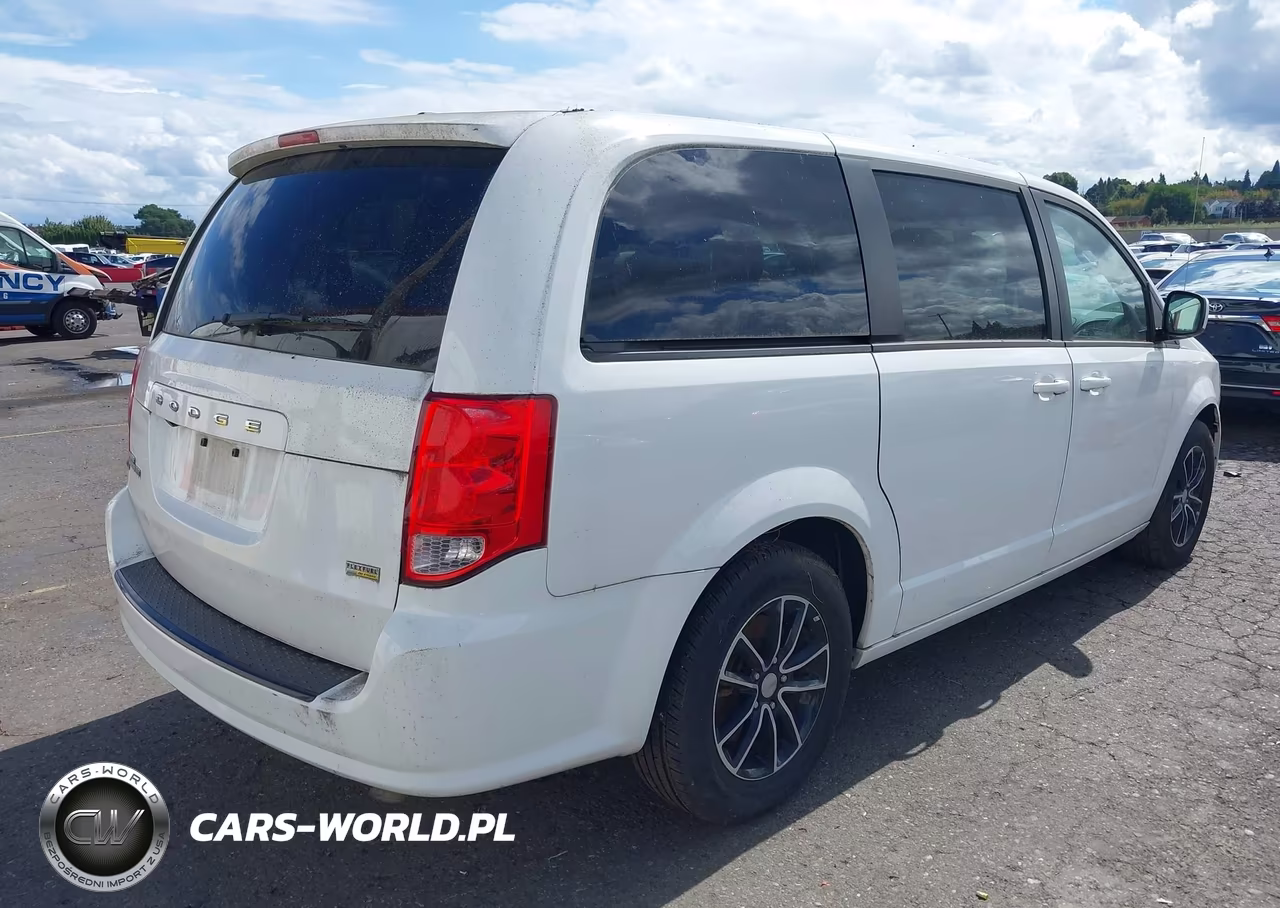 2018 Dodge Grand Caravan Se Plus VIN:2C4RDGBG5JR221602 - 4