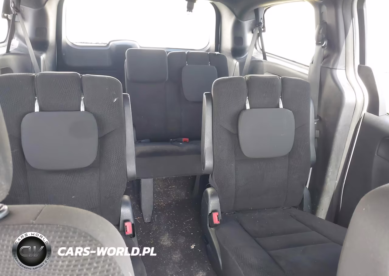 2018 Dodge Grand Caravan Se Plus VIN:2C4RDGBG5JR221602 - 8