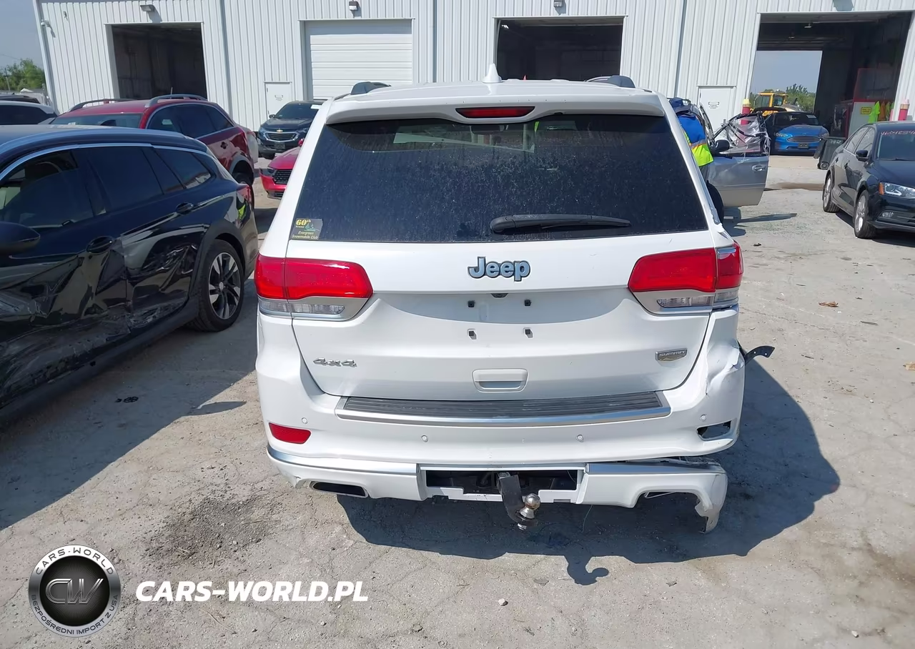 2020 Jeep Grand Cherokee Summit 4X4 VIN:1C4RJFJG6LC414826 - 16