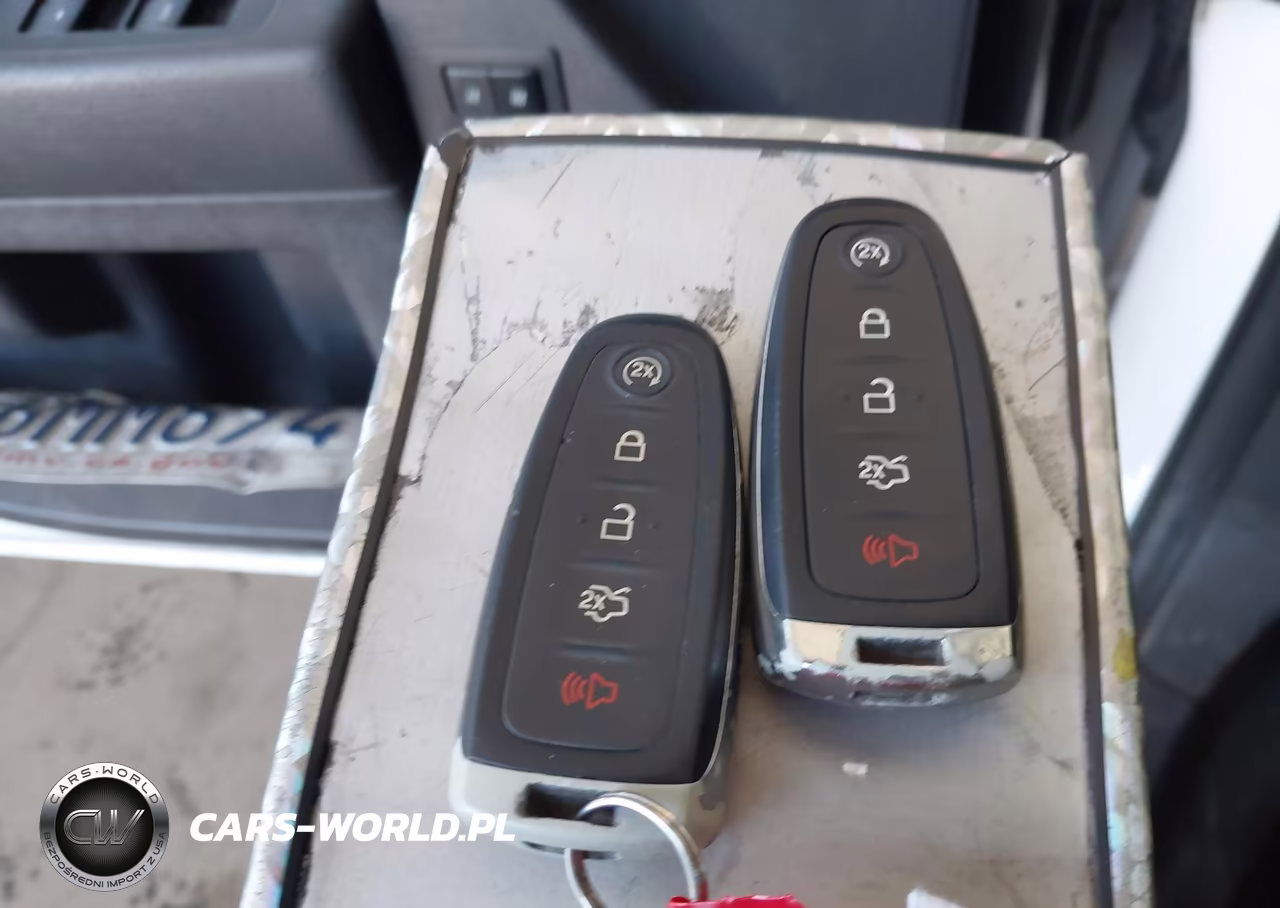 2018 Ford Flex Sel VIN:2FMGK5C8XJBA11090 - 11