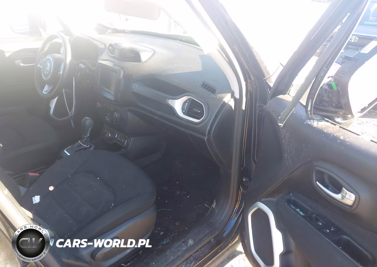 2019 Jeep Renegade Latitude 4X4 VIN:ZACNJBBBXKPK15702 - 5