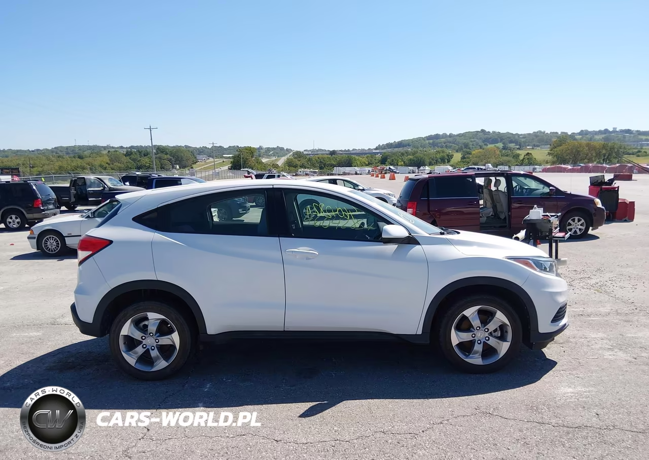 2022 Honda Hr-V Awd Lx VIN:3CZRU6H37NM711755 - 13