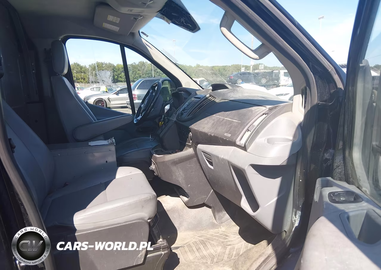 2017 Ford Transit-150 VIN:1FTYE1YM9HKA53362 - 5