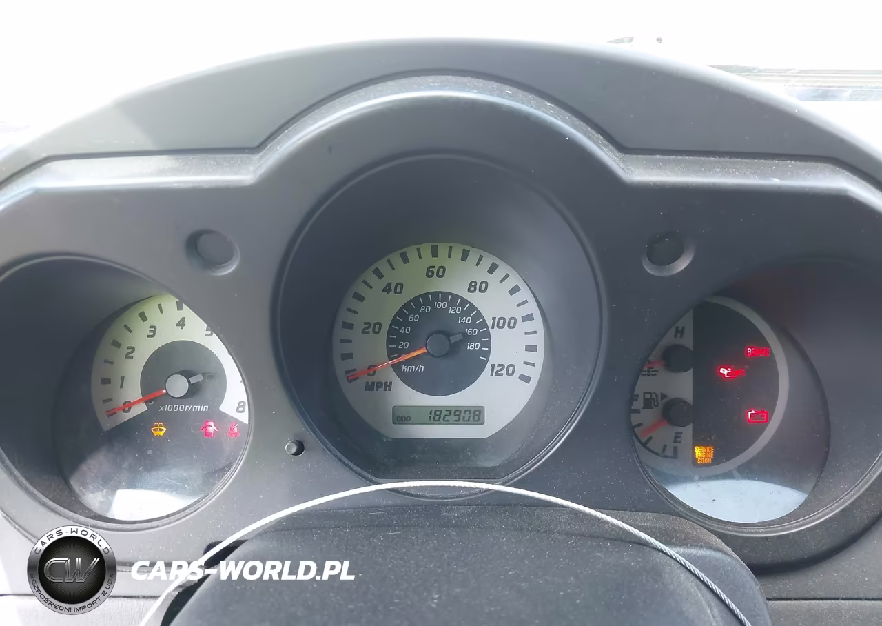 2004 Nissan Xterra Xe VIN:5N1ED28T34C630566 - 7