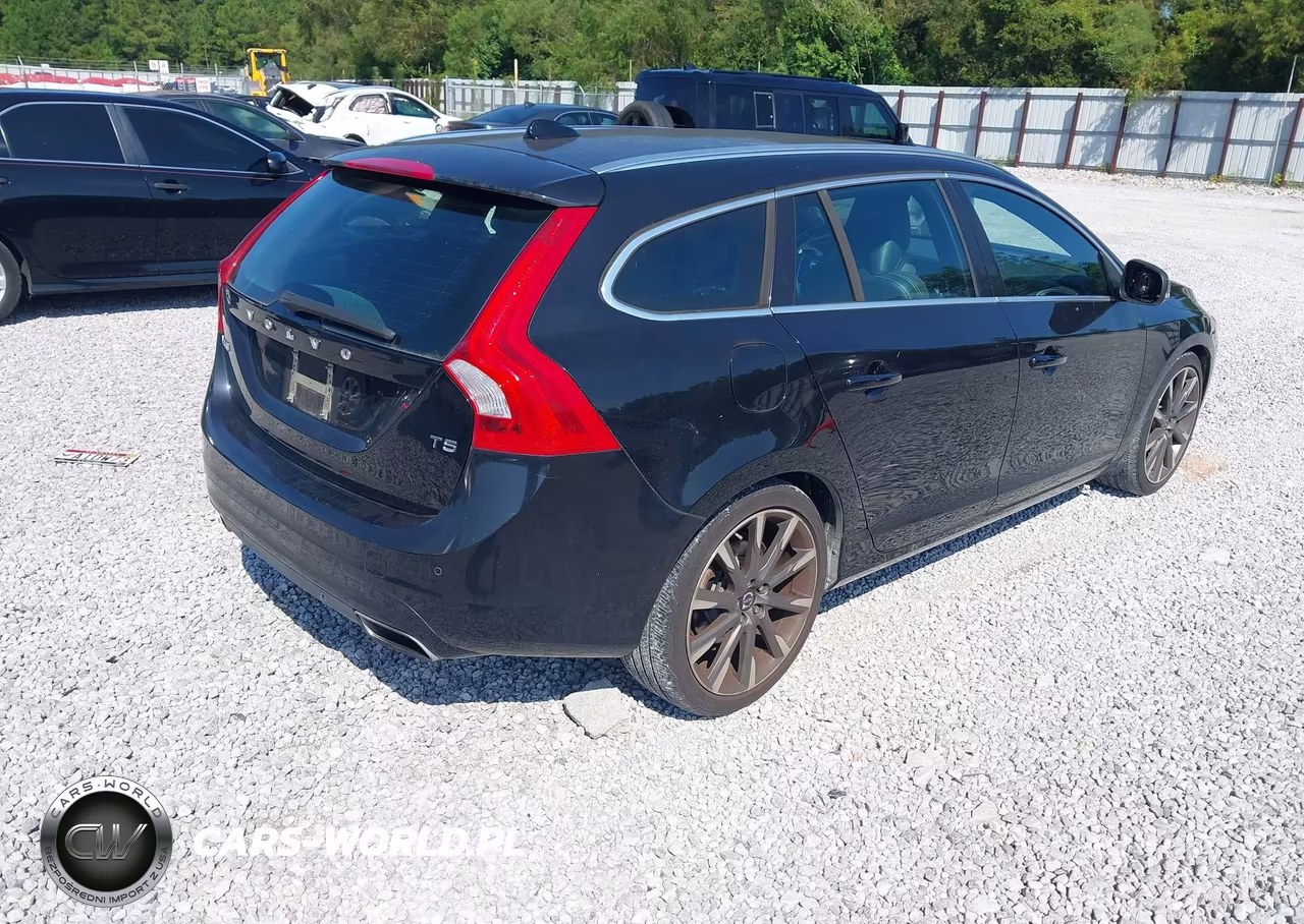 2015 Volvo V60 T5 Premier VIN:YV140MEK9F1247131 - 4