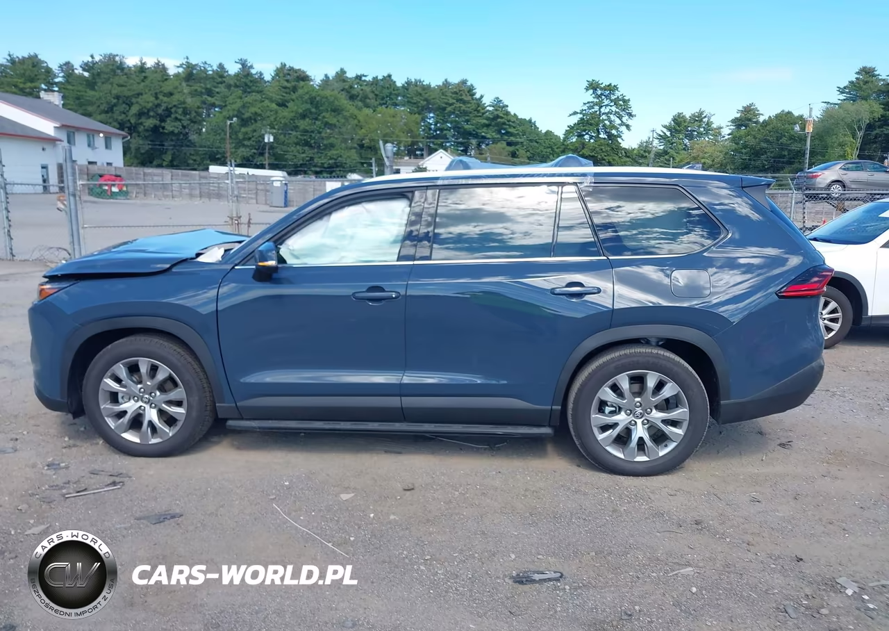 2026 Toyota Grand Highlander Hybrid Limited VIN:5TDACAB51TS110891 - 14