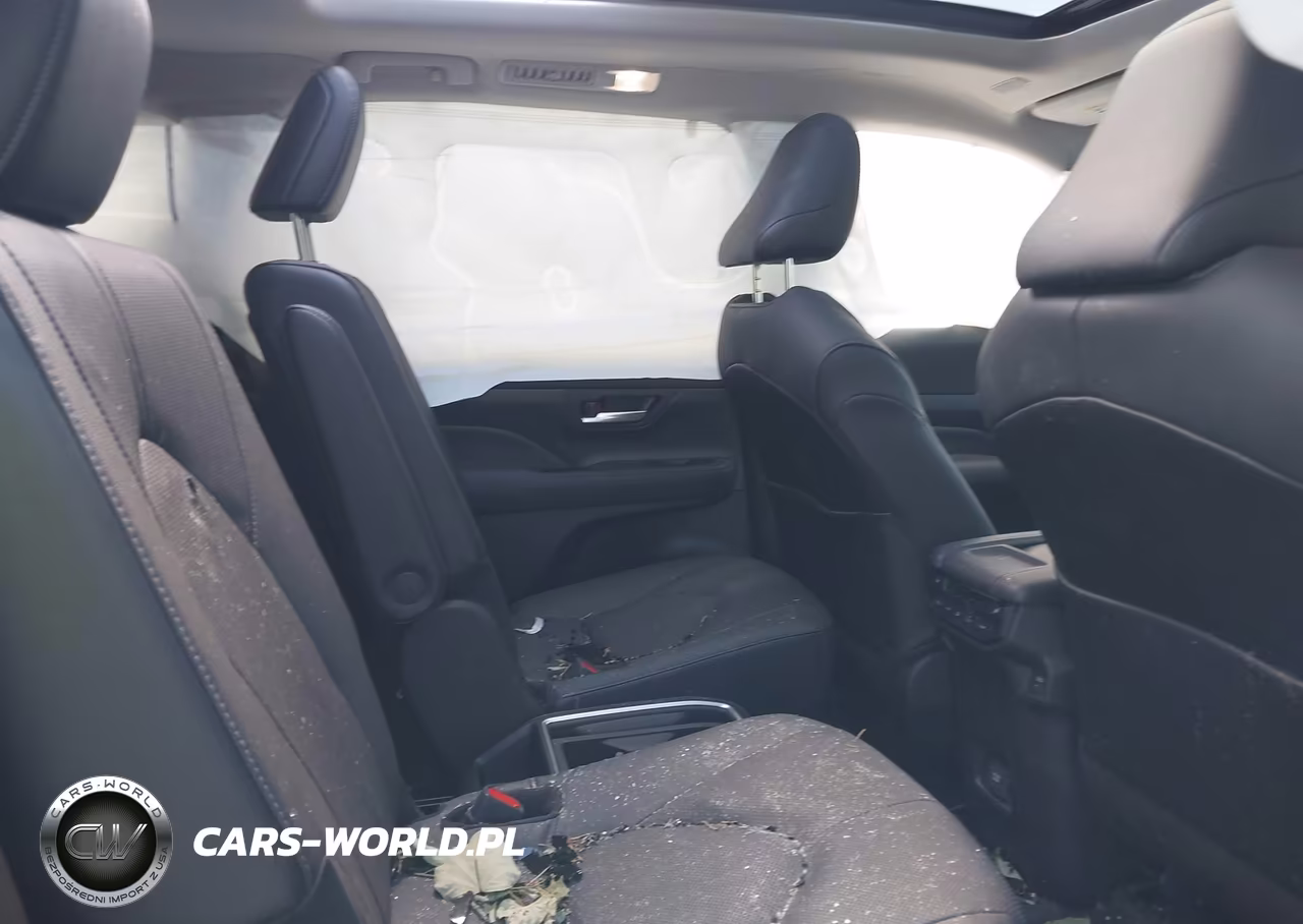 2026 Toyota Grand Highlander Hybrid Limited VIN:5TDACAB51TS110891 - 8