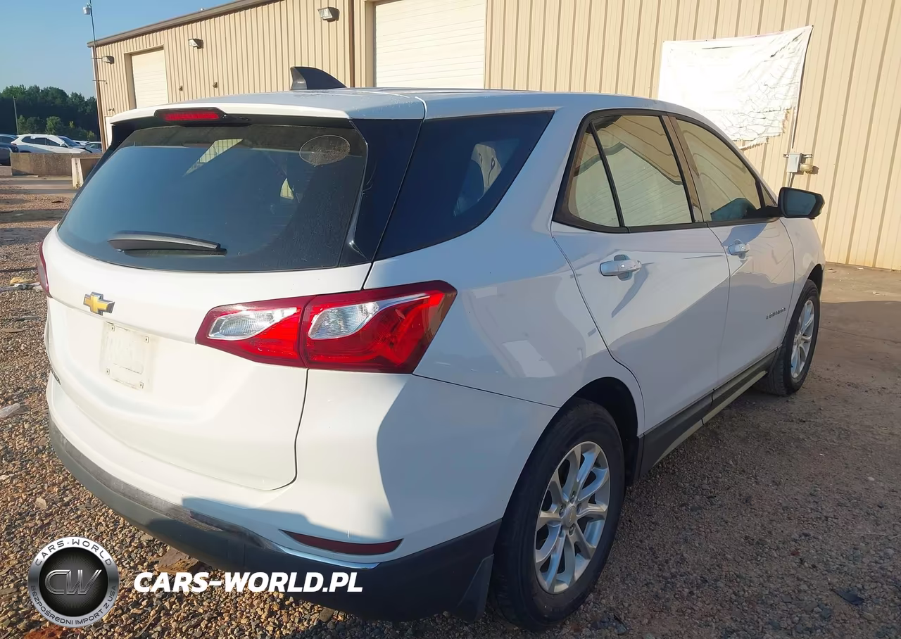 2018 Chevrolet Equinox Ls VIN:2GNAXHEV3J6149814 - 4