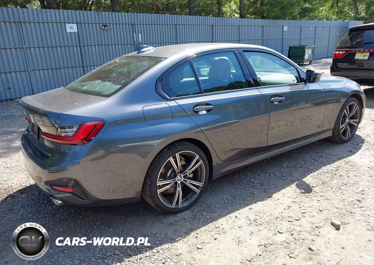 2022 BMW 330I xDrive VIN:3MW5R7J07N8C28333 - 4