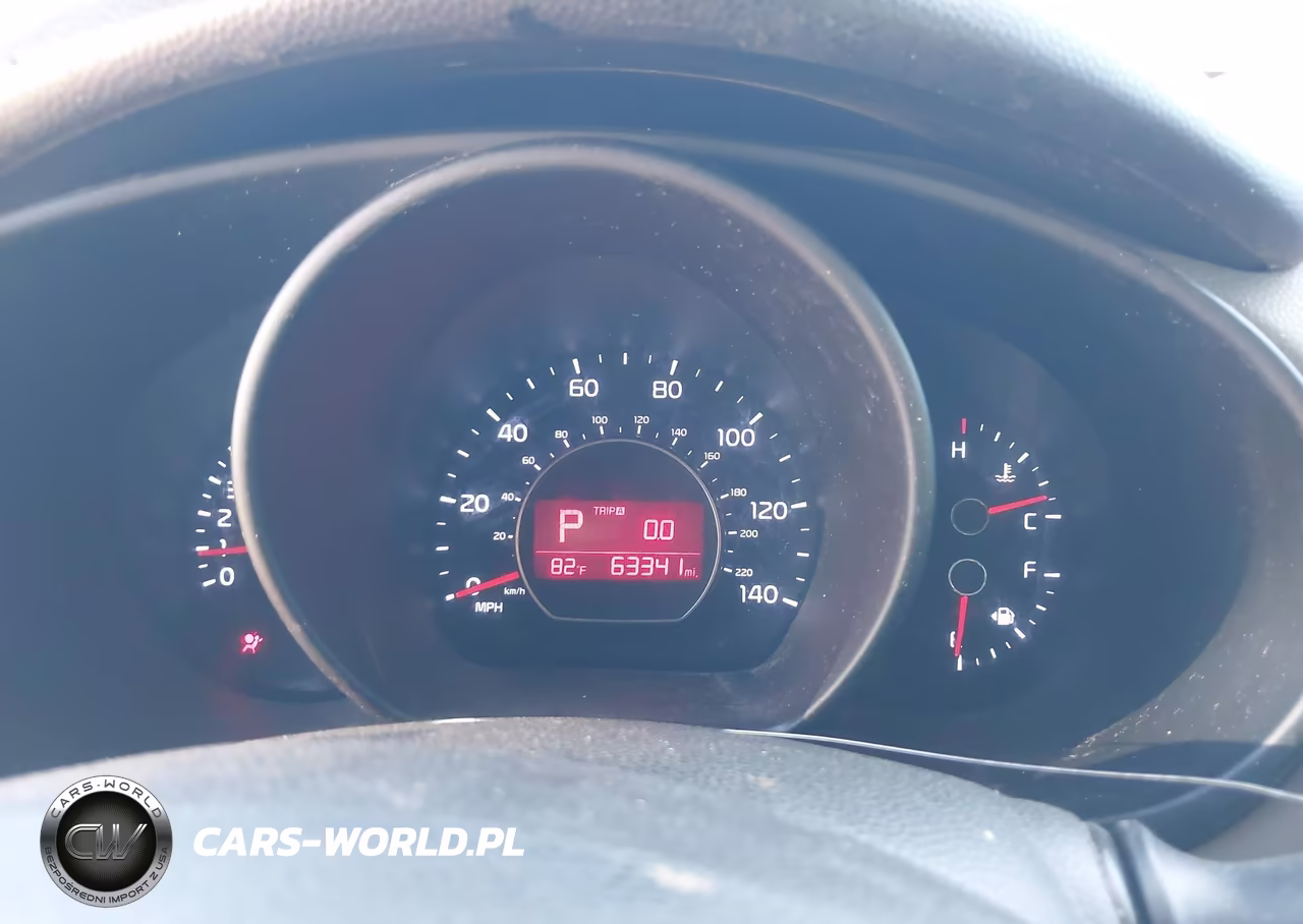 2016 Kia Soul VIN:KNDJN2A2XG7307260 - 7