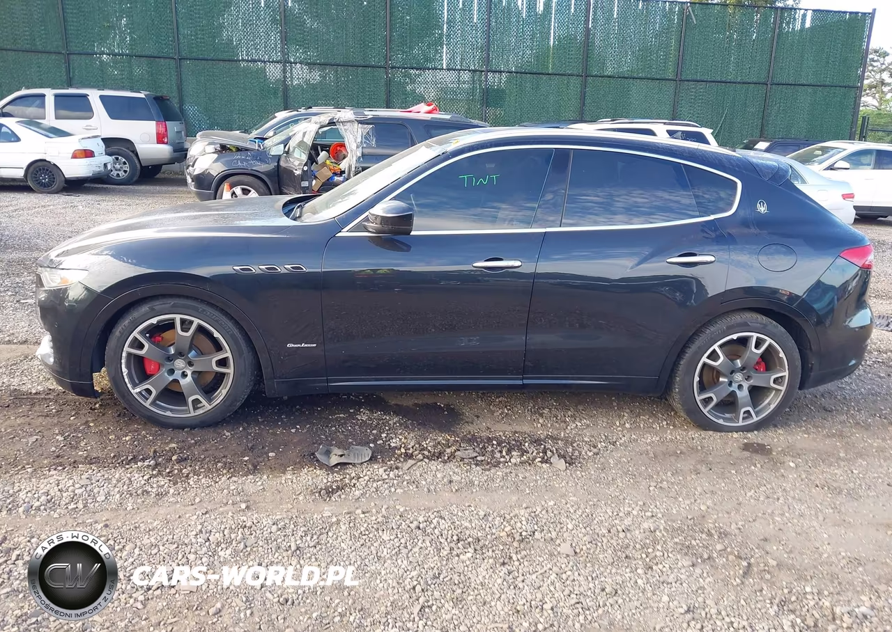 2018 Maserati Levante Granlusso VIN:ZN661XUL1JX279082 - 14