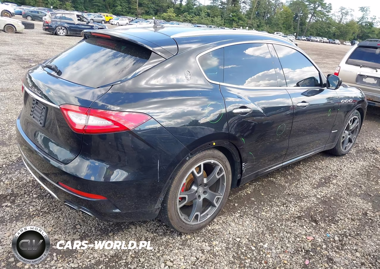 2018 Maserati Levante Granlusso VIN:ZN661XUL1JX279082 - 4