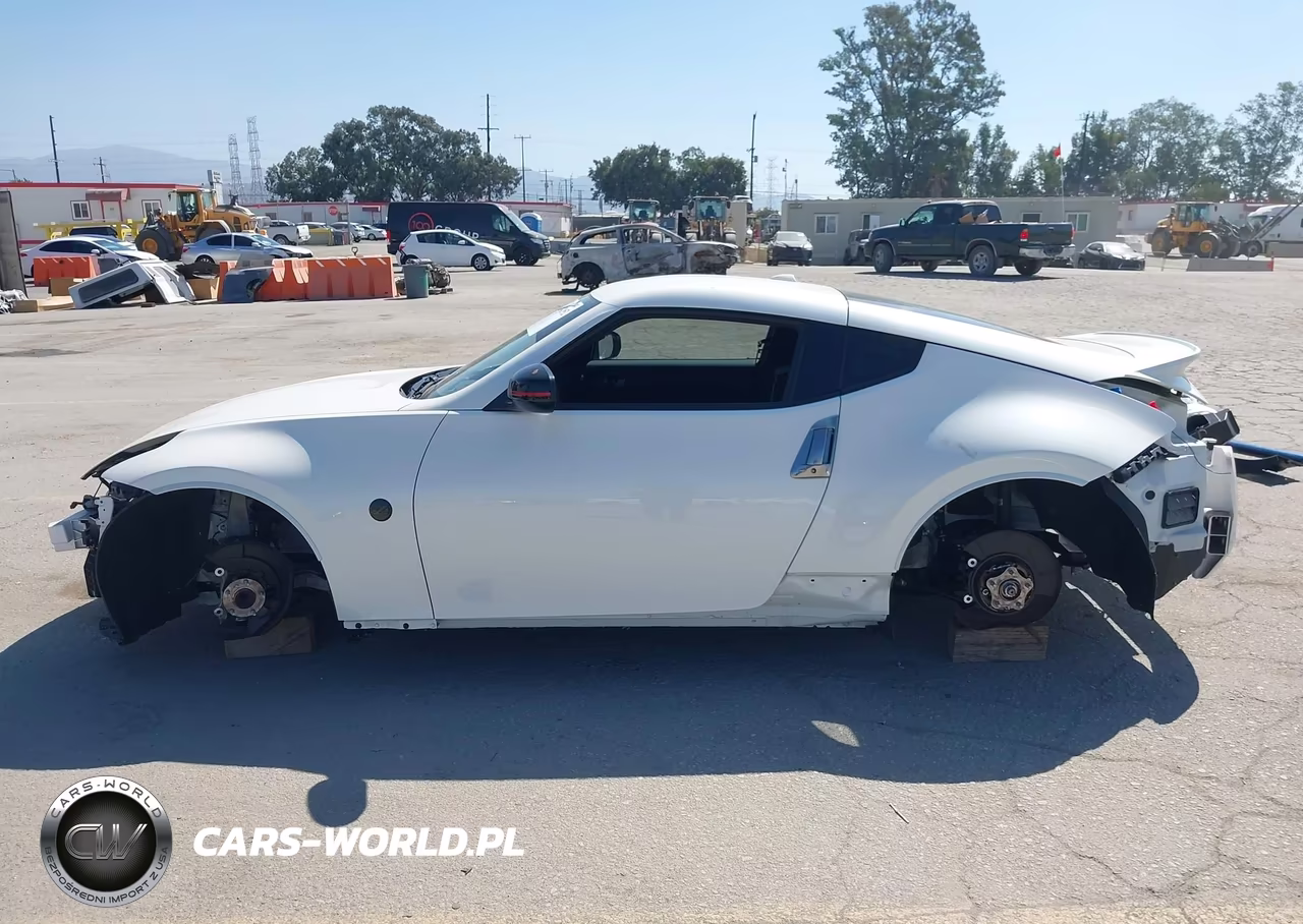 2019 Nissan 370Z Nismo VIN:JN1AZ4EH3KM420415 - 13