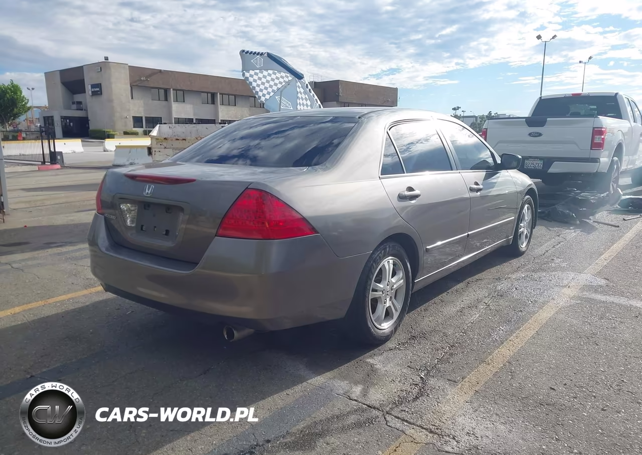 2007 Honda Accord 2.4 Ex VIN:1HGCM56747A200453 - 4