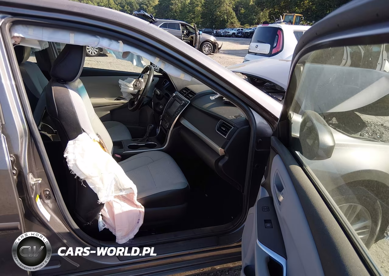 2017 Toyota Camry Se VIN:4T1BF1FK6HU367328 - 5