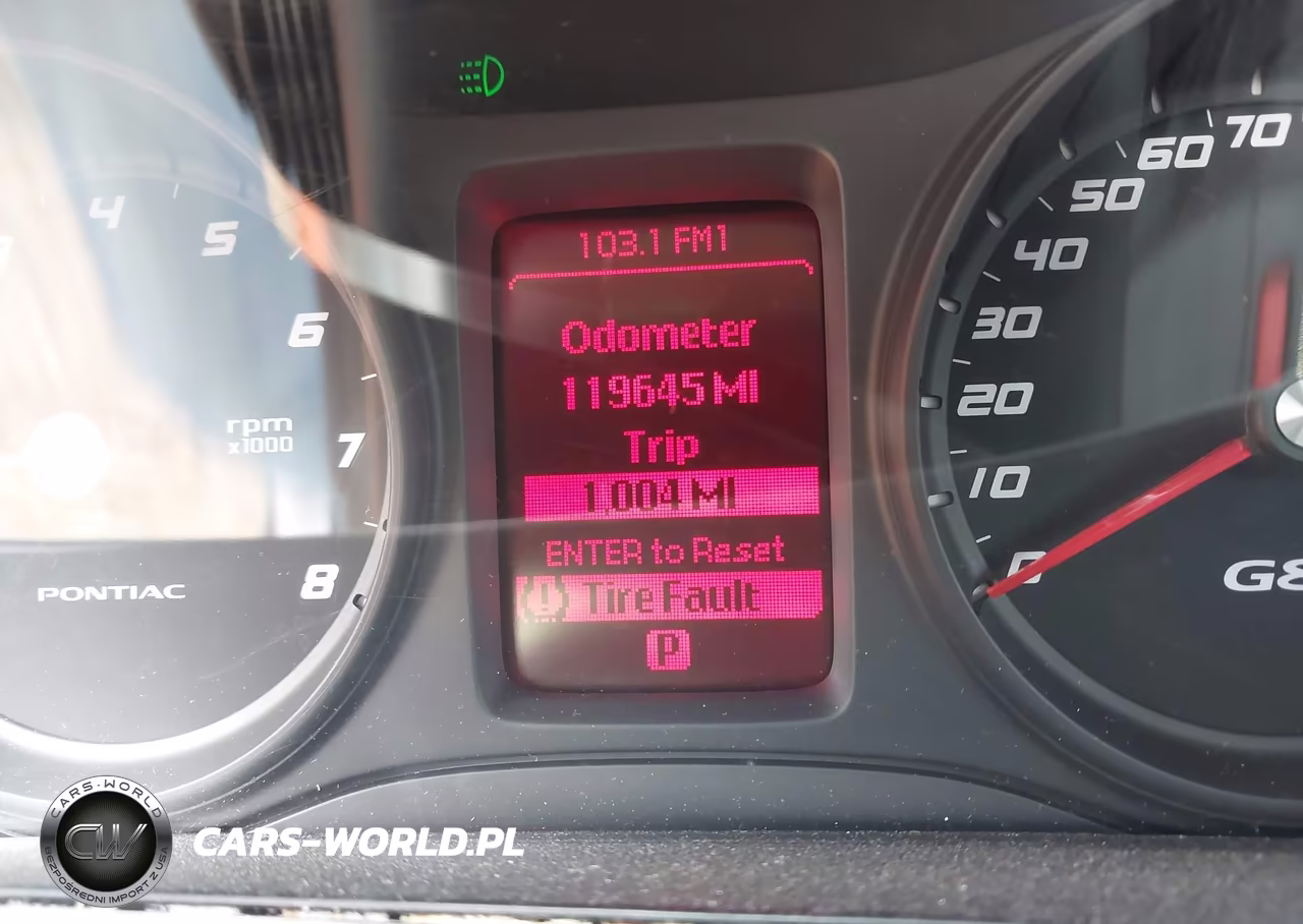 2009 Pontiac G8 VIN:6G2ER57759L224427 - 7