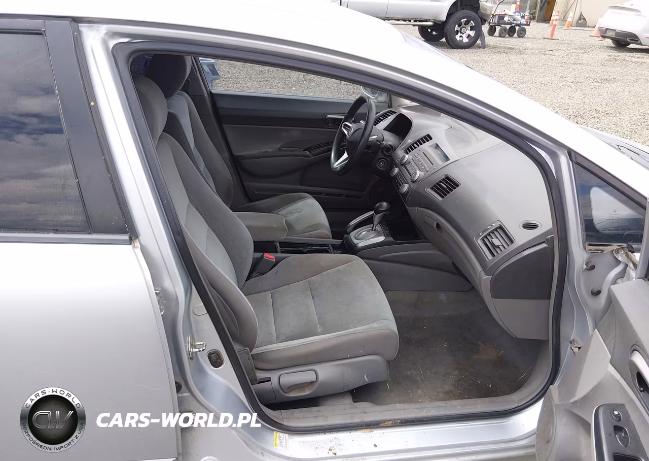 2009 Honda Civic Lx VIN:2HGFA16529H338705 - 5