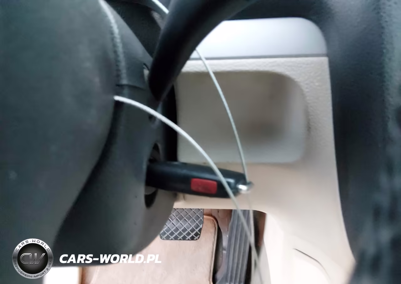 2012 Volkswagen Eos Komfort VIN:WVWBW7AHXCV001832 - 11