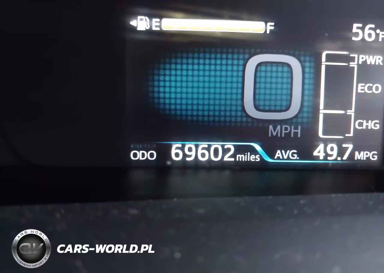 2016 Toyota Prius Two VIN:JTDKBRFU2G3520050 - 15