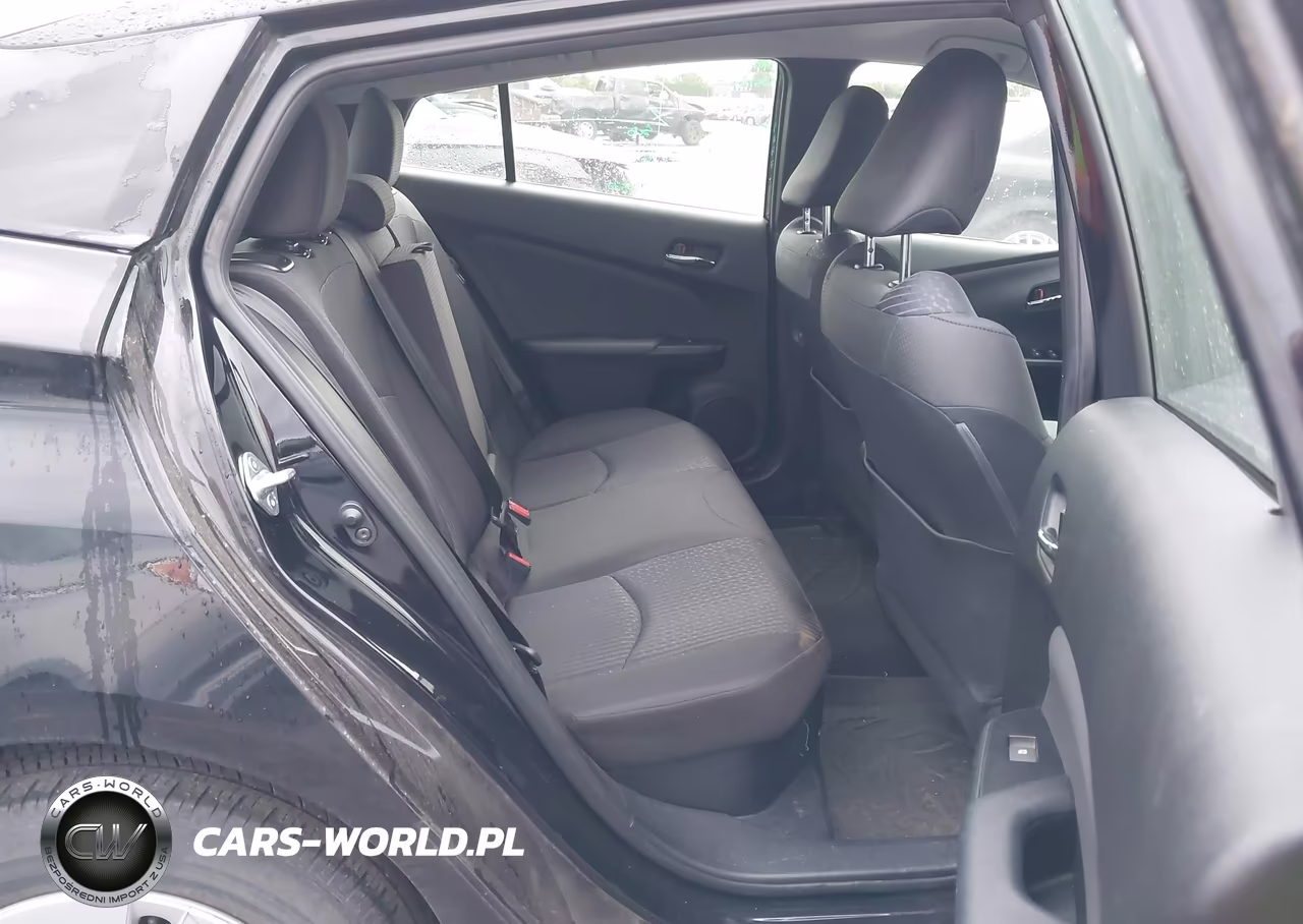 2016 Toyota Prius Two VIN:JTDKBRFU2G3520050 - 8