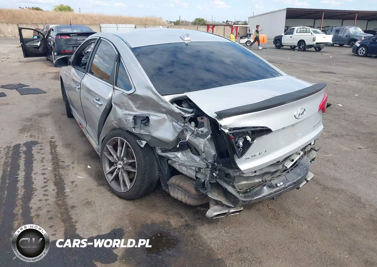 2015 Hyundai Sonata Sport 2.0T VIN:5NPE34AB7FH156696 - 3
