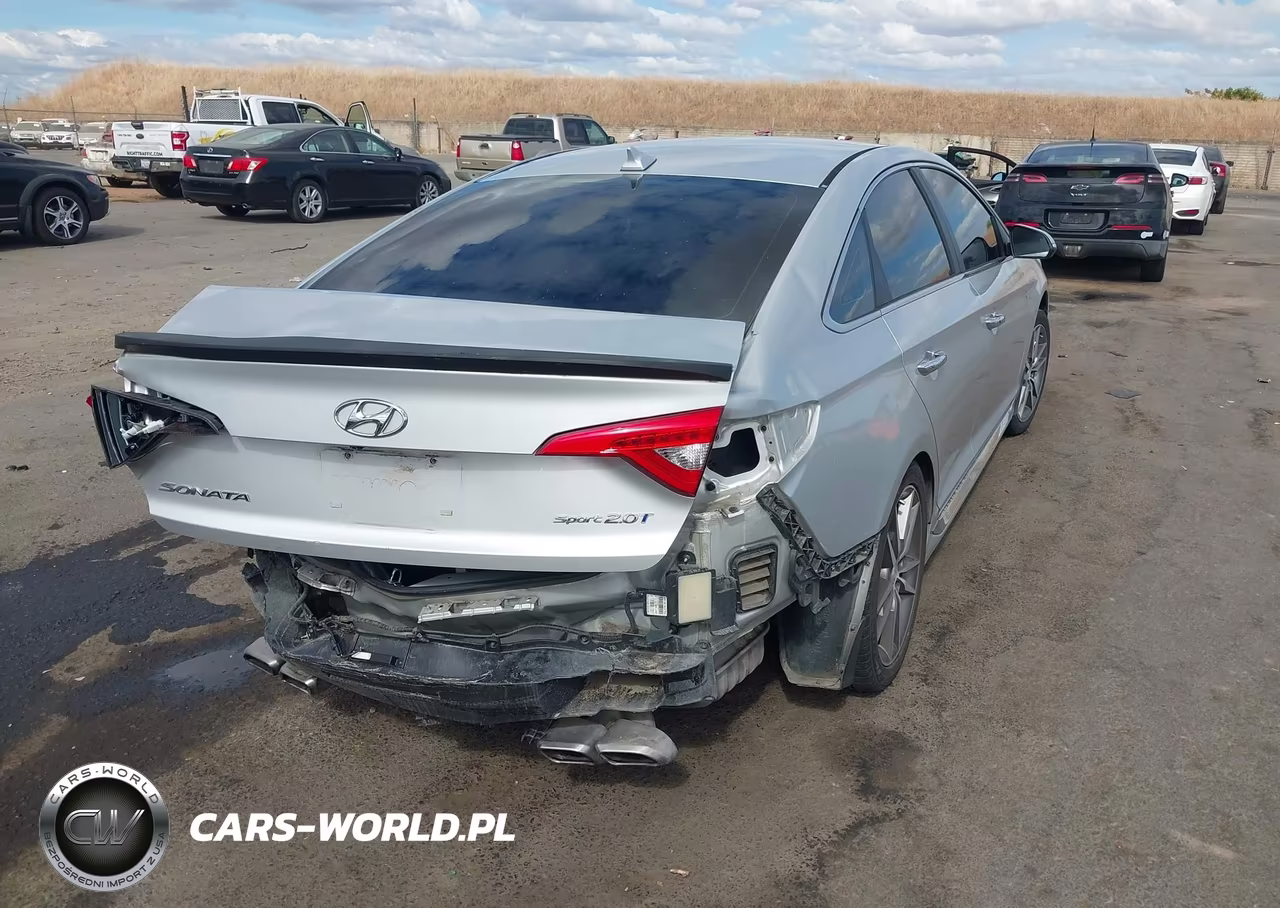 2015 Hyundai Sonata Sport 2.0T VIN:5NPE34AB7FH156696 - 4