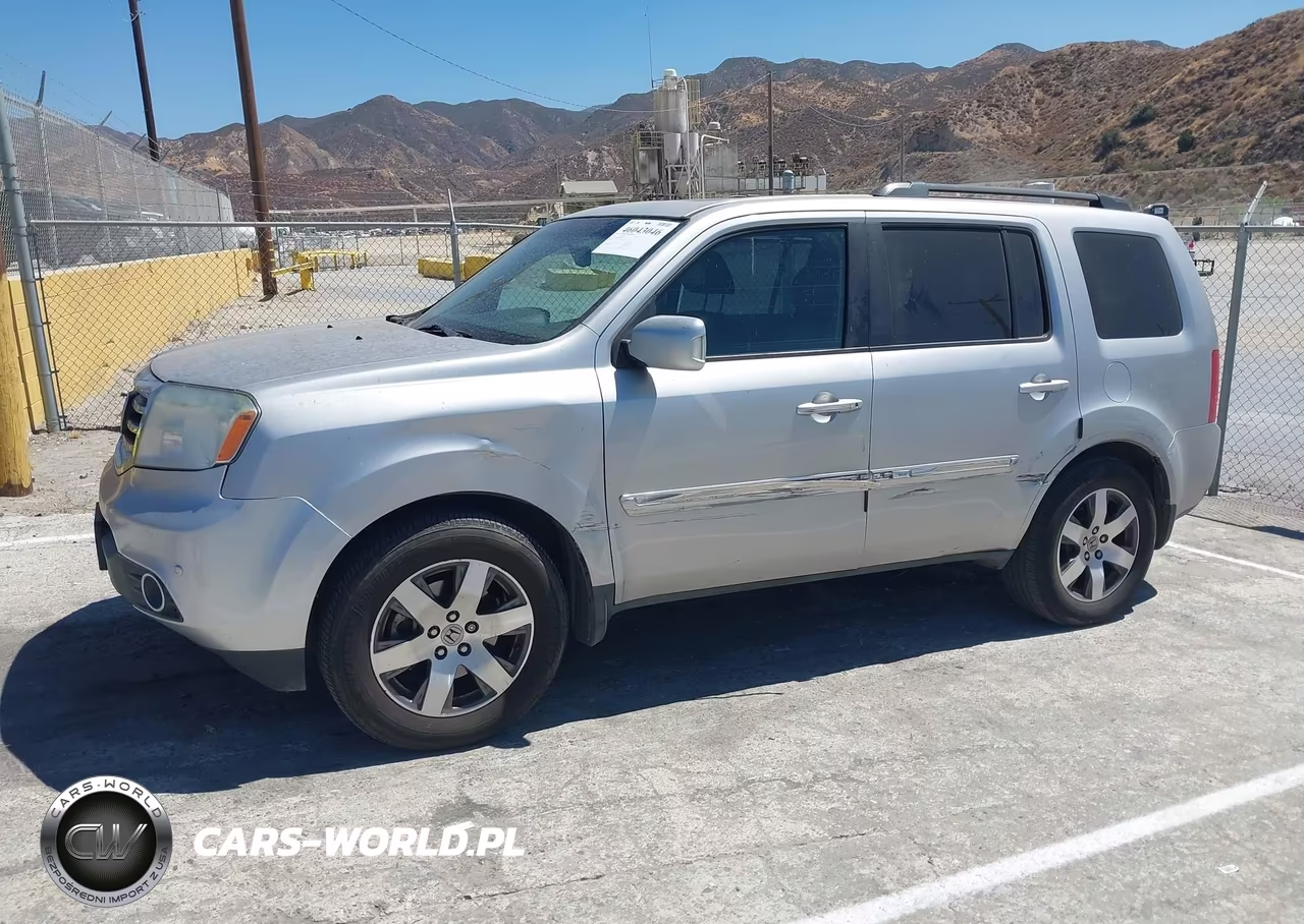 2015 Honda Pilot Touring VIN:5FNYF4H98FB043748 - 15