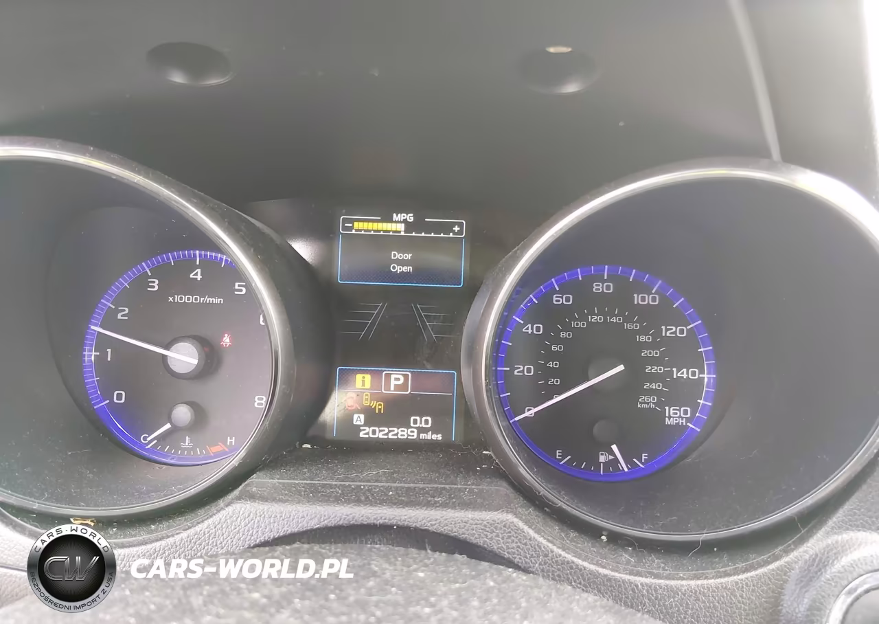 2016 Subaru Outback 3.6R Limited VIN:4S4BSENC0G3254847 - 7