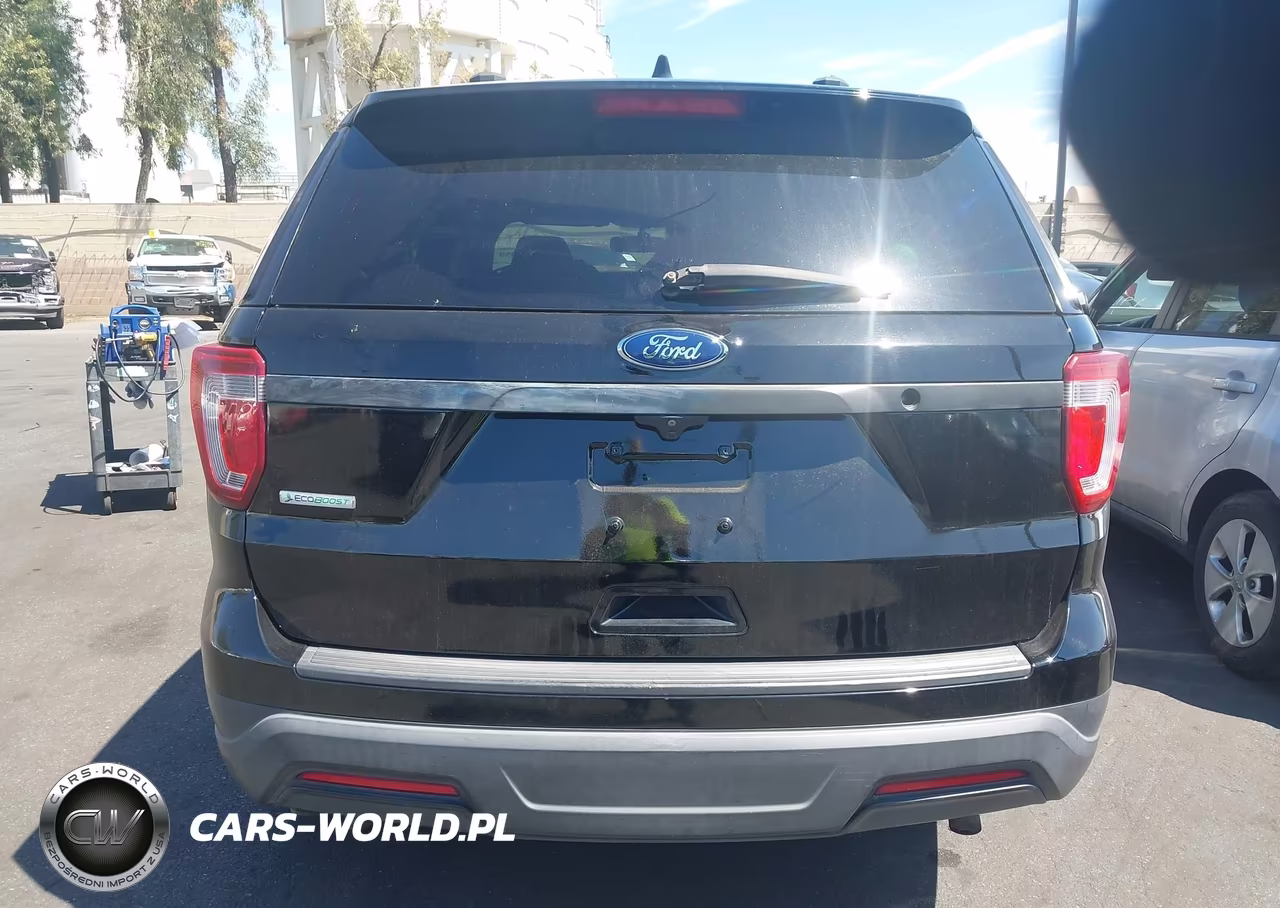 2018 Ford Police Interceptor Utility VIN:1FM5K8AT6JGC74797 - 17