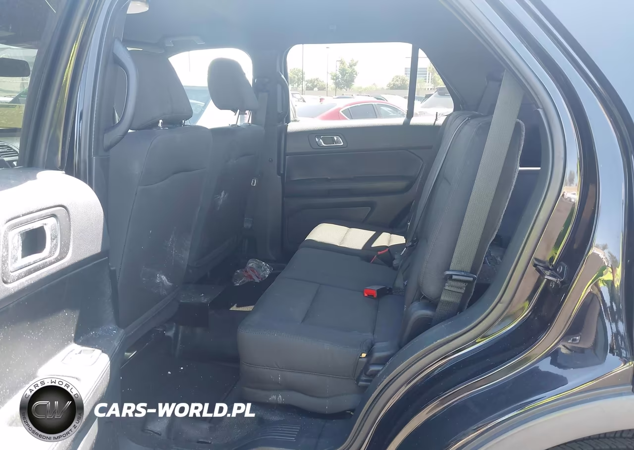 2018 Ford Police Interceptor Utility VIN:1FM5K8AT6JGC74797 - 8